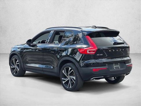 Used 2020 Volvo XC40 T5 R-Design w/ Protection Package Premier AWD/4WD image 7