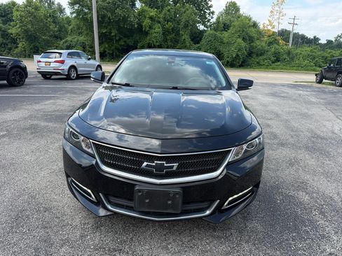 Used 2019 Chevrolet Impala LT FWD image 8