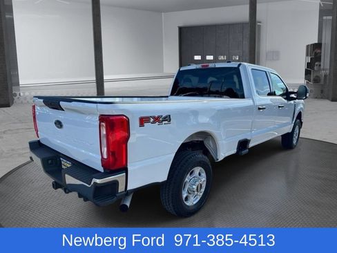 Used 2025 Ford F350 XLT w/ FX4 Off-Road Package AWD/4WD image 5