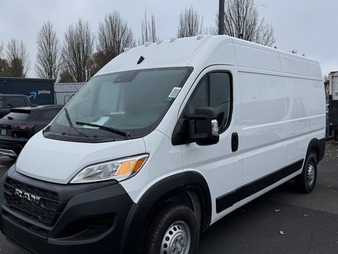 New 2026 RAM ProMaster 2500 w/ Convenience Group image 1