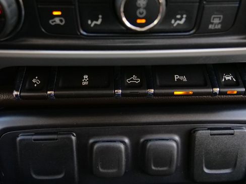 Used 2017 GMC Sierra 1500 SLT image 14