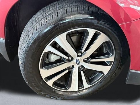 Used 2019 Subaru Outback 2.5i Limited w/ Popular Package #2 AWD/4WD image 19
