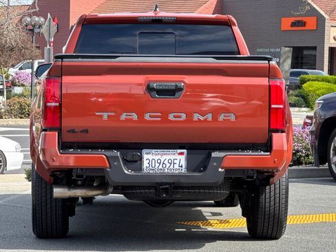 Certified 2025 Toyota Tacoma TRD Sport w/ TRD Sport Upgrade Package image 8