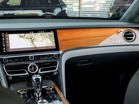 Certified 2023 Bentley Flying Spur S V8 AWD/4WD image 24