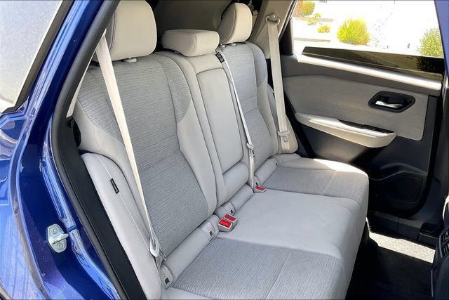 Used 2023 Nissan Rogue SV FWD image 26