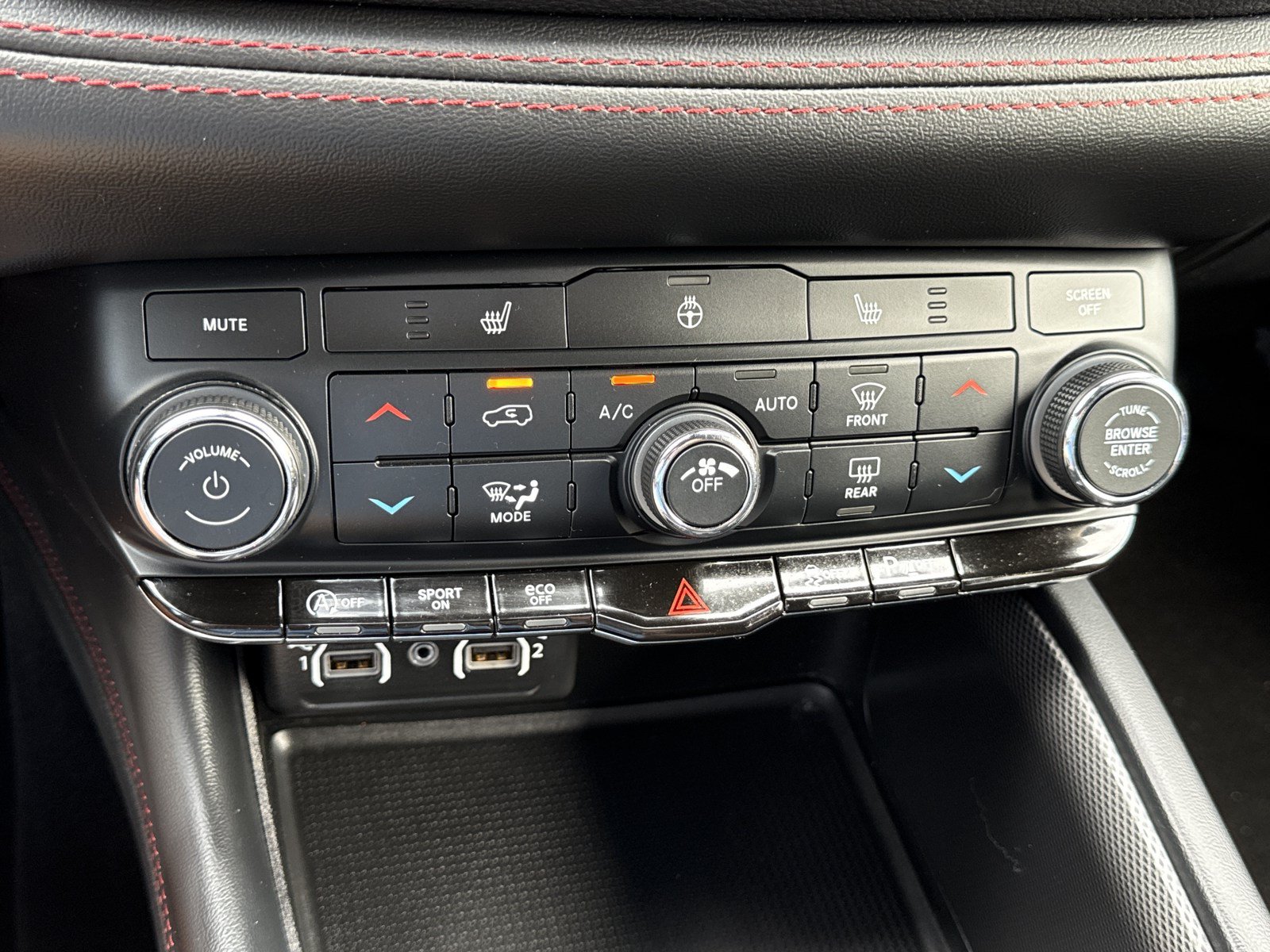 Used 2025 Dodge Durango GT RWD image 29