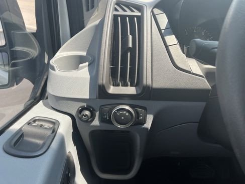 Used 2019 Ford Transit 350 XLT image 20