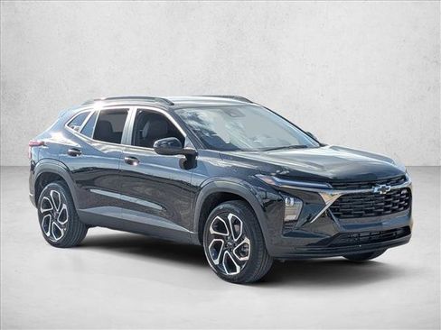 New 2026 Chevrolet Trax RS w/ Driver Confidence Package image 5