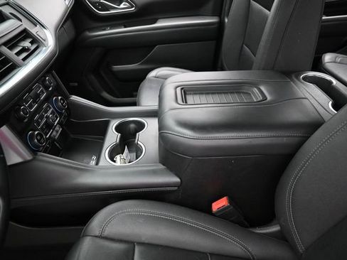 Used 2023 Chevrolet Suburban LT RWD image 26