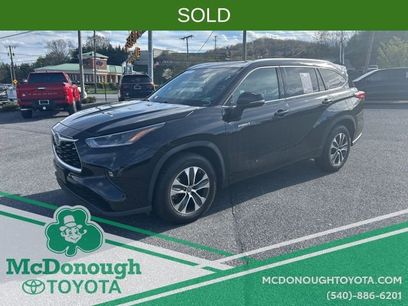 Used 2021 Toyota Highlander XLE