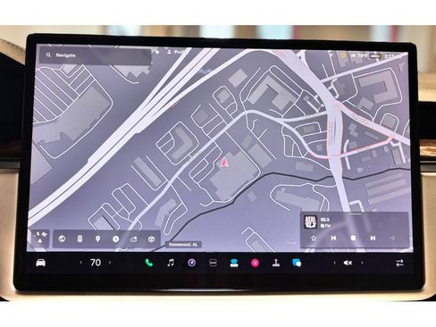 Used 2023 Tesla Model X image 30