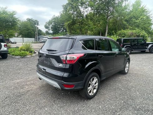 Used 2017 Ford Escape SE AWD/4WD image 5