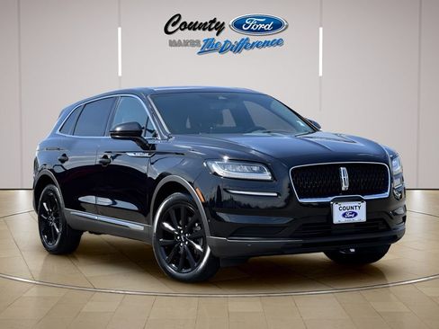 Used 2022 Lincoln Nautilus Reserve w/ Equipment Group 201A image 1