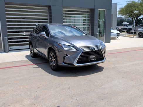 Used 2019 Lexus RX 350 FWD w/ Premium Package image 2