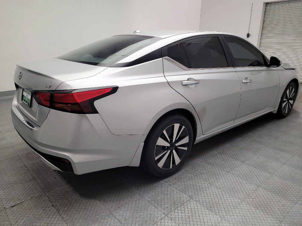 Used 2021 Nissan Altima 2.5 SV w/ SV Premium Package FWD image 9