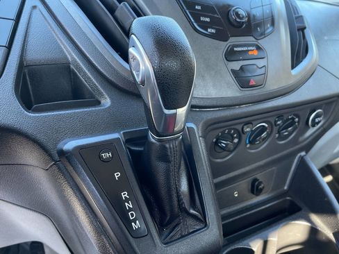 Used 2018 Ford Transit 250 138 image 17