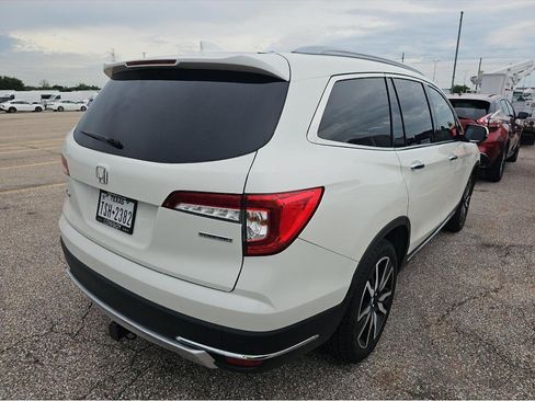 Used 2019 Honda Pilot Touring image 3
