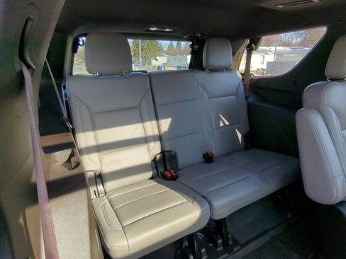 Used 2021 Chevrolet Tahoe Z71 w/ Z71 Signature Package image 24