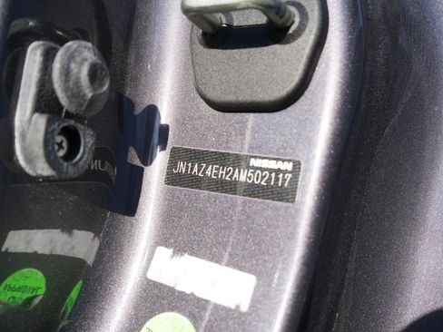 Used 2010 Nissan 370Z Touring w/ Sport Pkg image 88