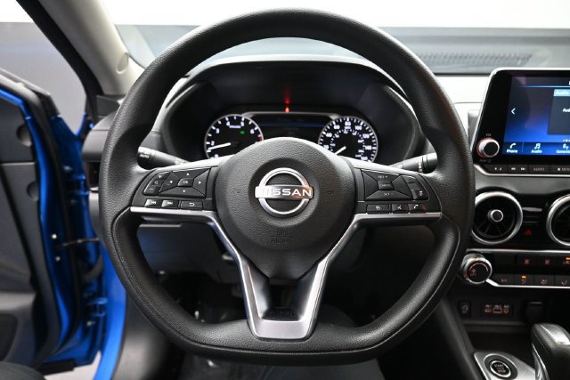 Used 2024 Nissan Sentra SV FWD image 14