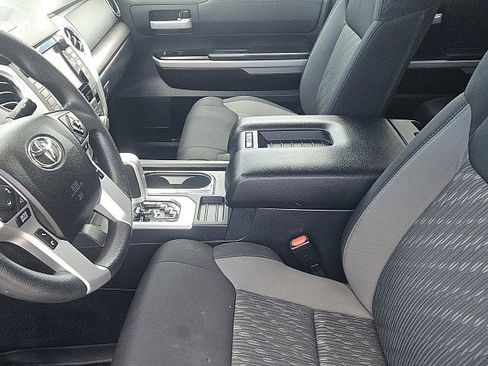Used 2021 Toyota Tundra SR5 w/ Convenience Package RWD image 10