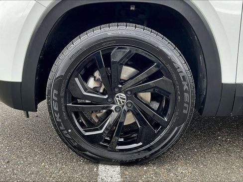 Used 2023 Volkswagen Atlas SE image 7