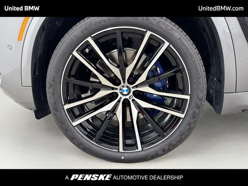 New 2026 BMW X5 sDrive40i w/ M Sport Package RWD image 2