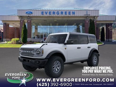 New 2025 Ford Bronco Badlands AWD/4WD image 1