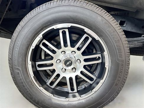 Used 2014 Ford F150 XLT w/ Equipment Group 301A Mid image 21