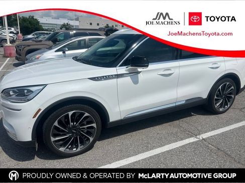 Used 2020 Lincoln Aviator Reserve w/ Equipment Group 202A AWD/4WD image 1