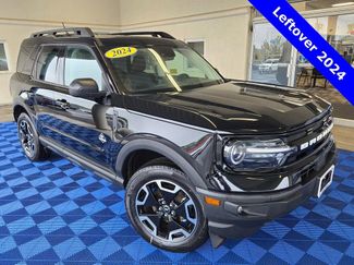 New 2024 Ford Bronco Sport Outer Banks w/ Tech Package AWD/4WD video 1