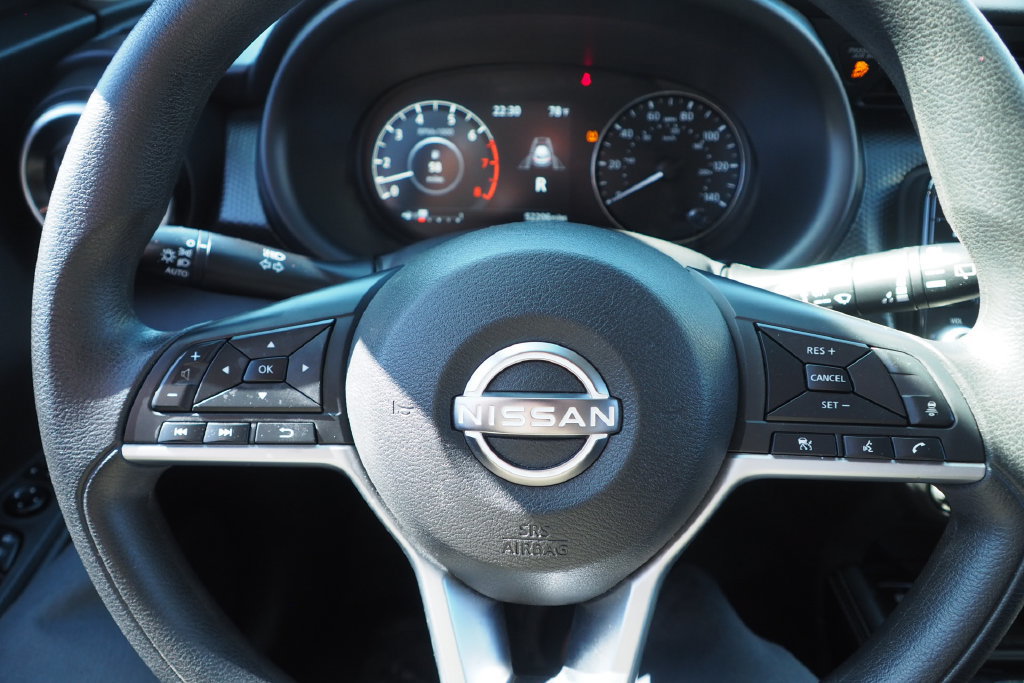 Used 2023 Nissan Kicks SV FWD image 27
