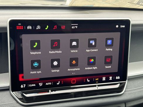 New 2026 Volkswagen Tiguan SE FWD image 29