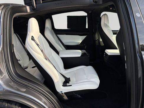 Used 2017 Tesla Model X 100D AWD/4WD image 7