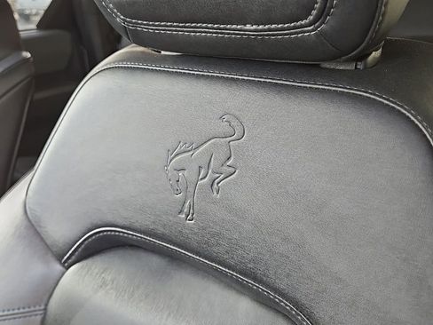 Used 2021 Ford Bronco Black Diamond image 17