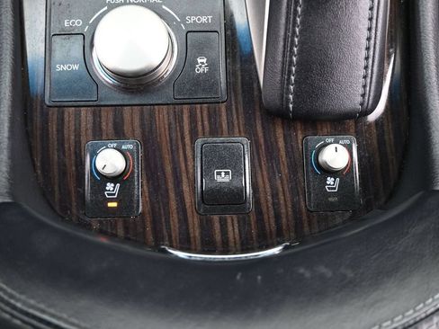 Used 2017 Lexus LS 460 AWD w/ Comfort Package image 31
