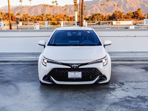 Used 2024 Toyota Corolla SE image 3