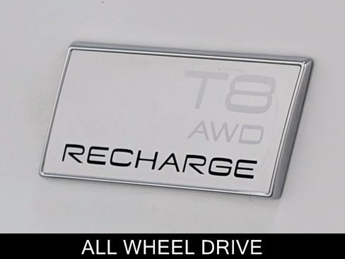 Used 2024 Volvo XC90 T8 Plus w/ Protection Package Premier image 10