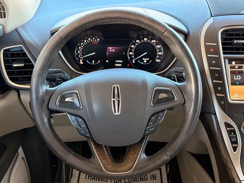 Used 2016 Lincoln MKX Select w/ Select Plus Package image 32