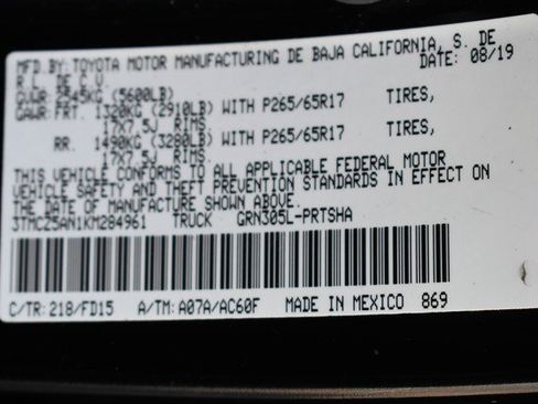 Used 2019 Toyota Tacoma TRD Sport image 33