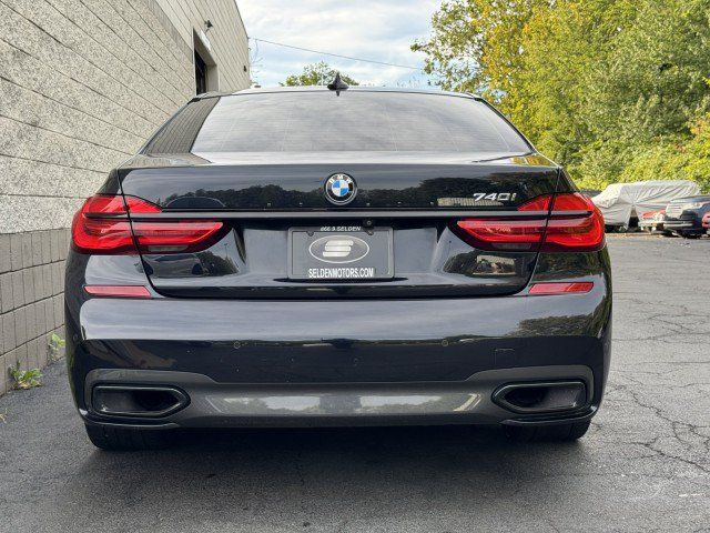 Used 2017 BMW 740i RWD image 14