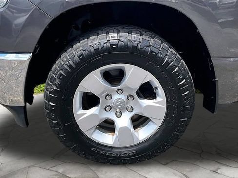 Used 2019 RAM 1500 Big Horn AWD/4WD image 8