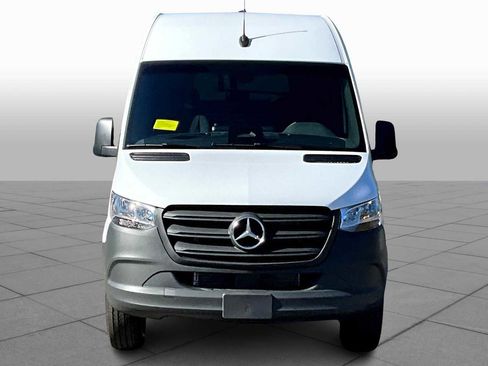 New 2026 Mercedes-Benz Sprinter 2500 image 2