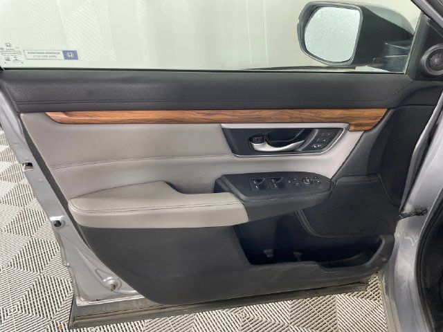 Used 2017 Honda CR-V EX-L image 10