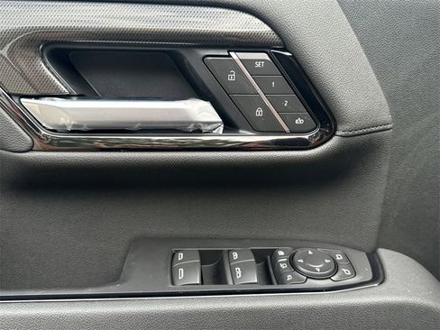 New 2025 GMC Sierra 2500 AT4 w/ Max Trailering Package image 15