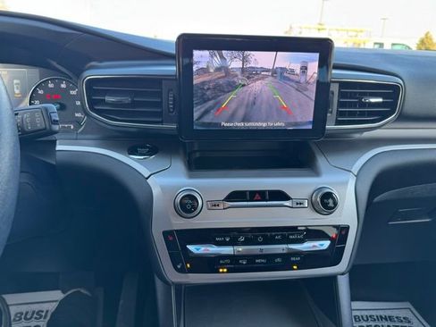 Certified 2022 Ford Explorer XLT w/ Equipment Group 202A image 24
