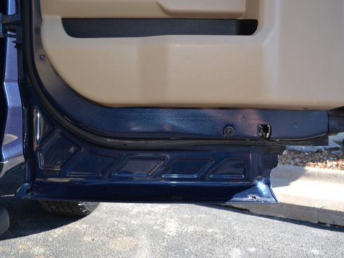 Used 2017 Ford F150 Lariat w/ Equipment Group 502A Luxury image 36