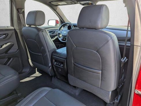 Used 2023 Chevrolet Traverse LT w/ LPO, Floor Liner Package AWD/4WD image 27