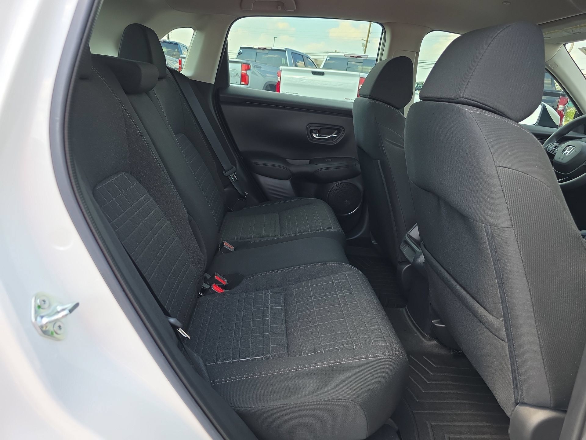 Used 2024 Honda HR-V LX image 14