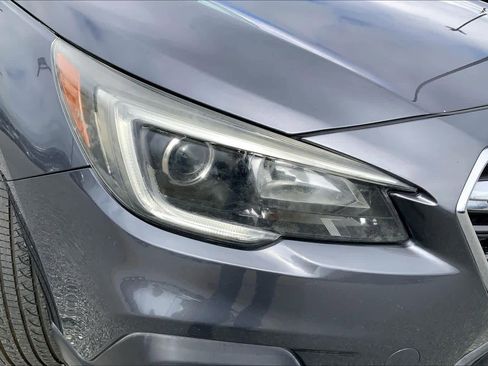 Used 2019 Subaru Outback 2.5i Premium image 26